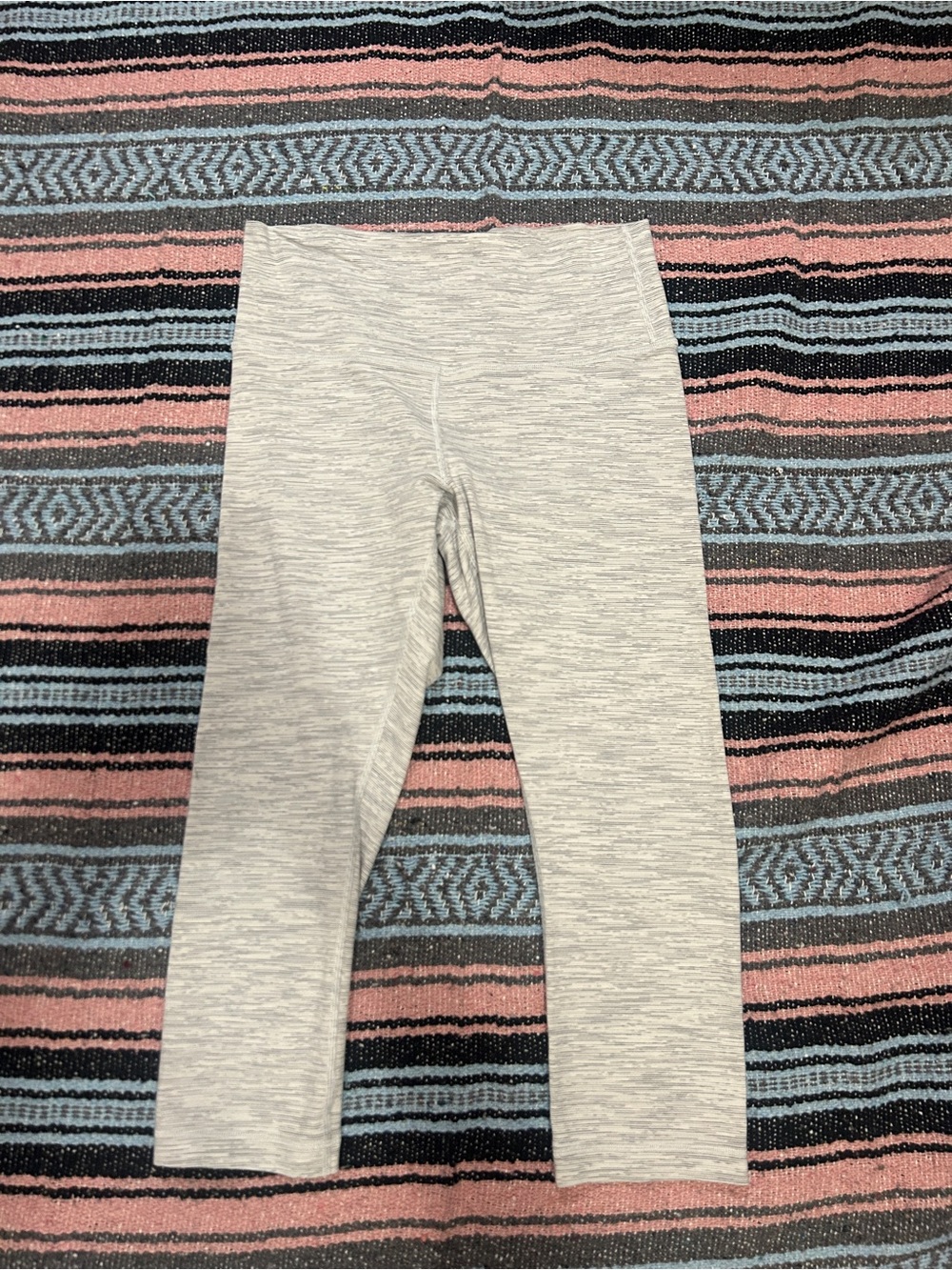lululemon athletica Heathered Light Gray Capri Leggings